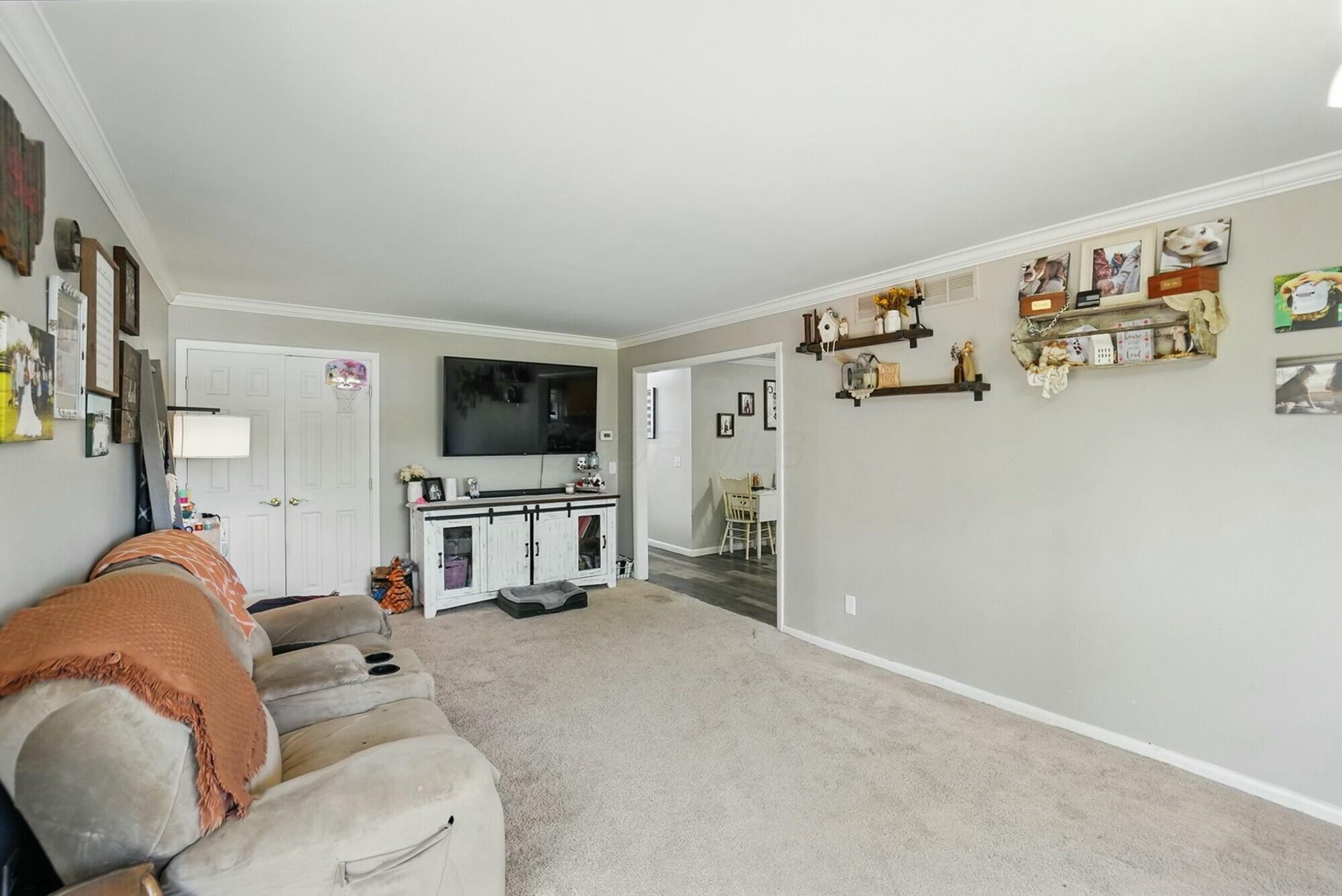 680 Suncrest Drive, Springfield, Ohio image 21