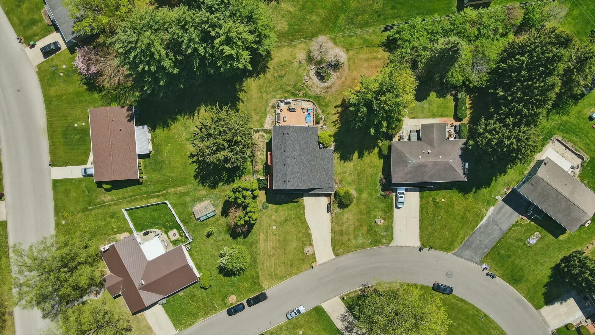 680 Suncrest Drive, Springfield, Ohio image 9