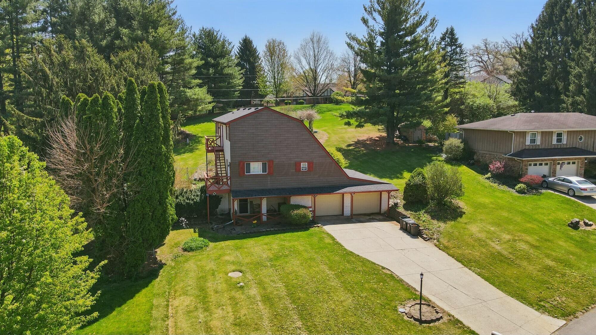 680 Suncrest Drive, Springfield, Ohio image 2