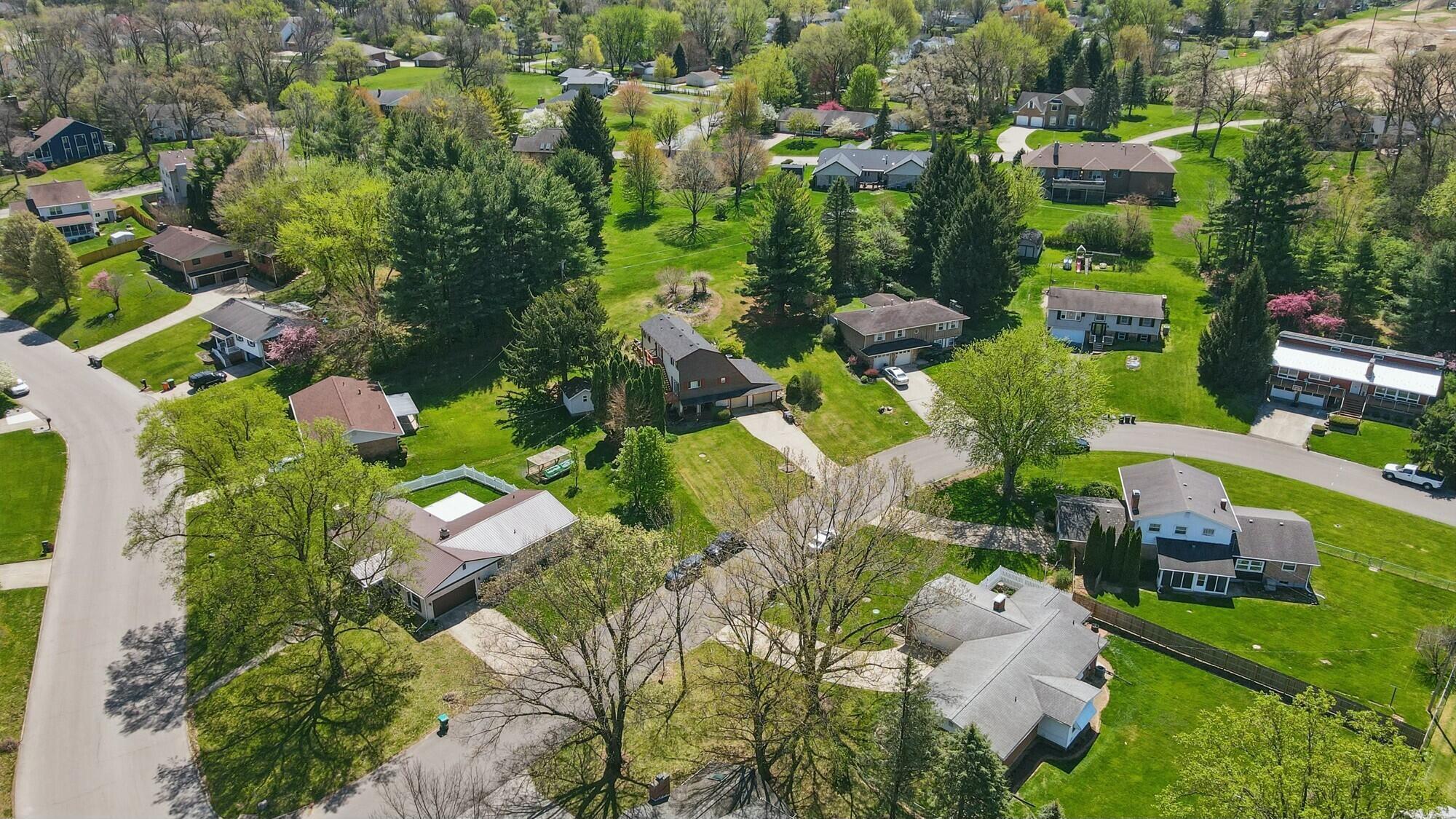 680 Suncrest Drive, Springfield, Ohio image 7