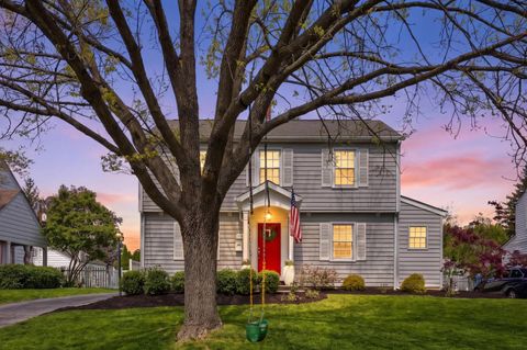 Photo of 1632 Grenoble Road, Columbus, OH 43221 (MLS # 226014023)