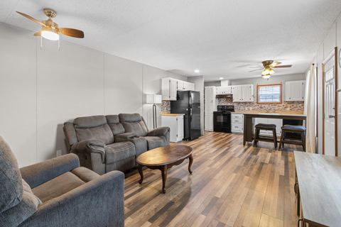 Tiny photo for 2500 Harrisburg Pike Lot #8, Grove City, OH 43123 (MLS # 225044901)