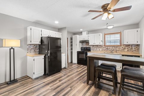 Tiny photo for 2500 Harrisburg Pike Lot #8, Grove City, OH 43123 (MLS # 225044901)