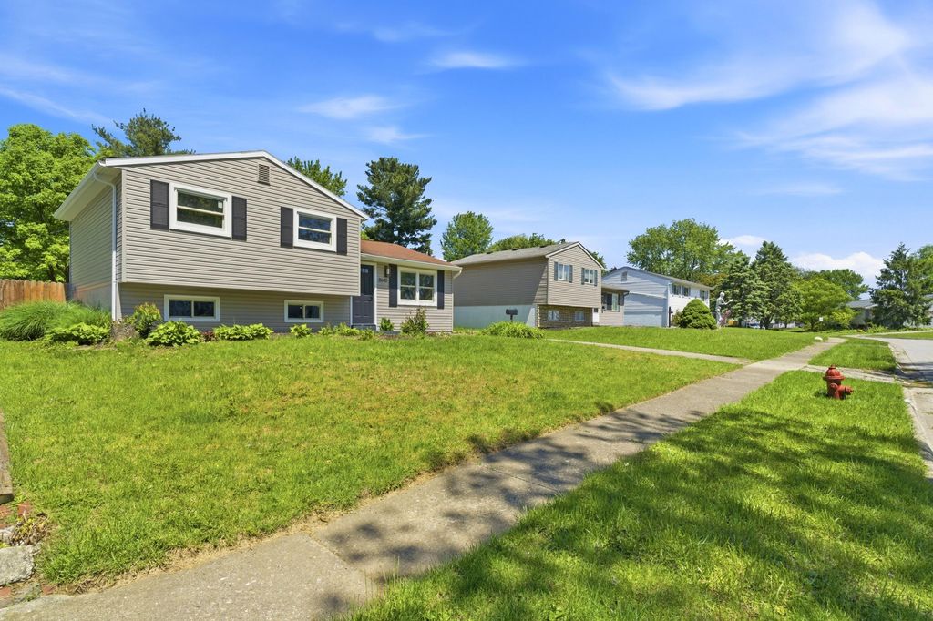 Photo of 3640 Bolamo Drive, Westerville, OH 43081 (MLS # 226017312)