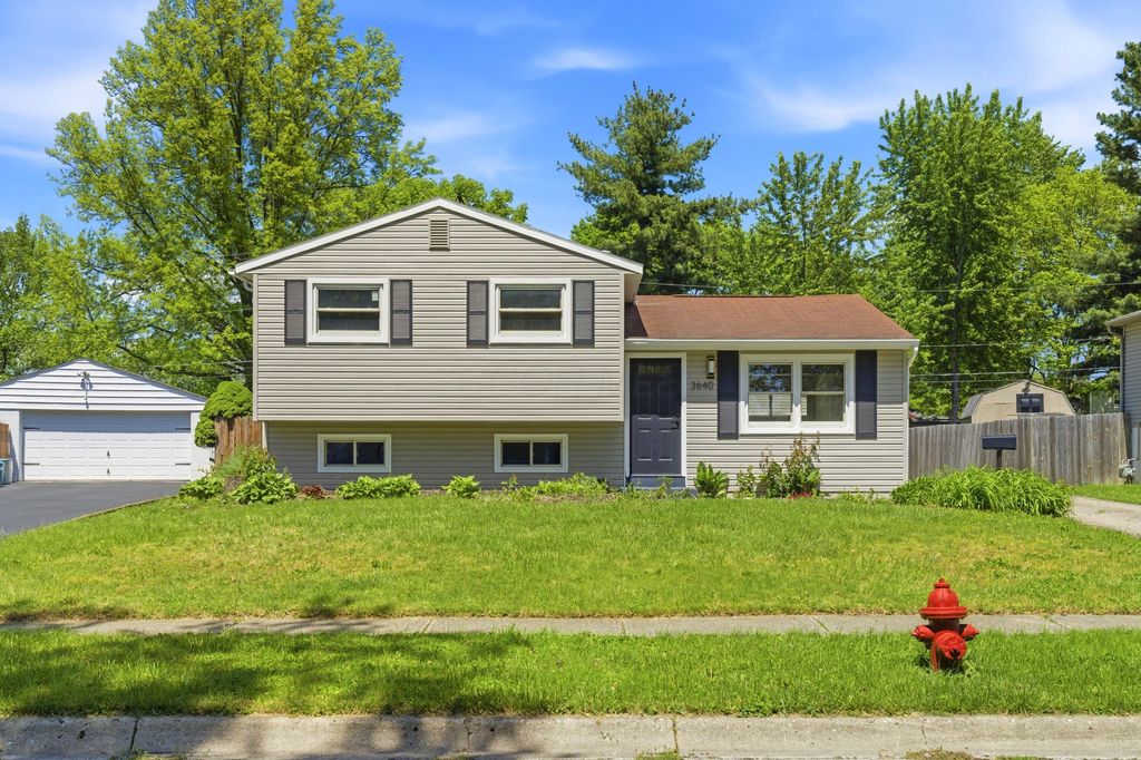 Photo of 3640 Bolamo Drive, Westerville, OH 43081 (MLS # 226017312)