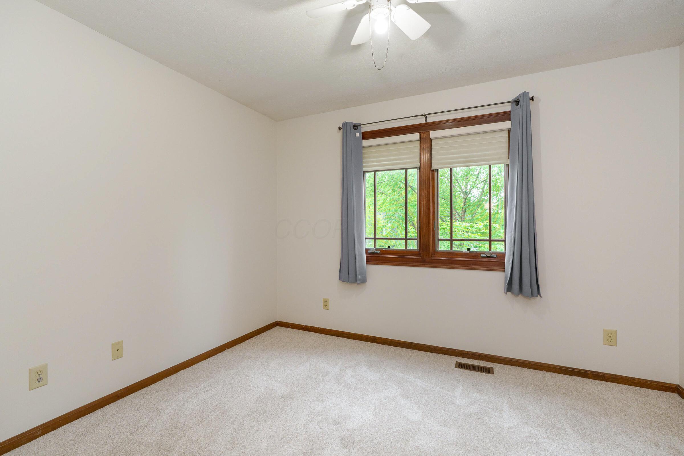 135 Juniper Avenue, Westerville, Ohio image 32