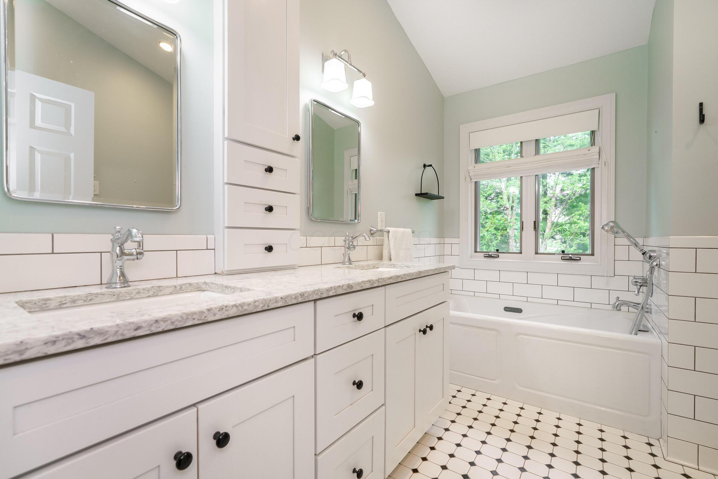 135 Juniper Avenue, Westerville, Ohio image 26