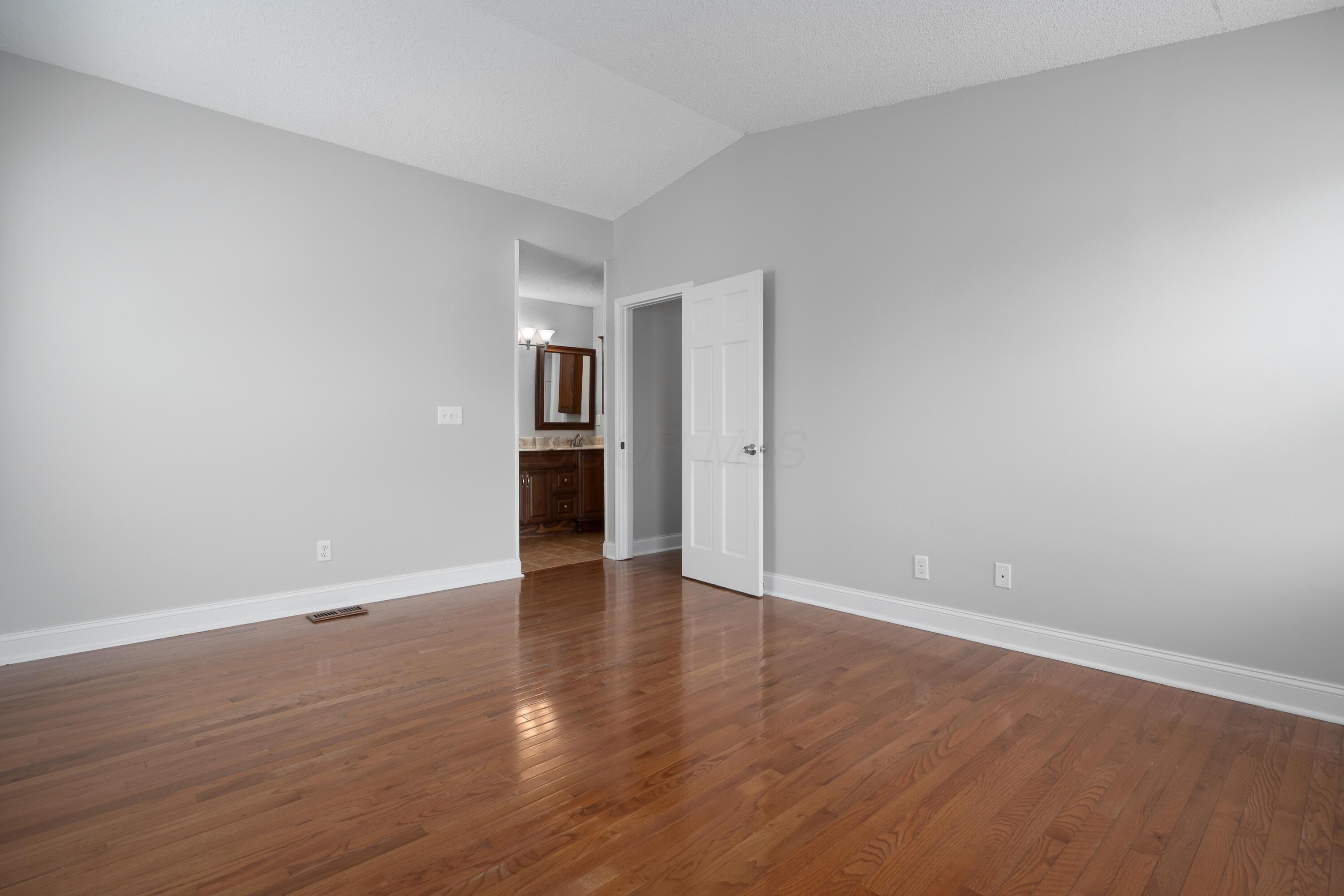 5135 Bonner Drive, Hilliard, Ohio image 24