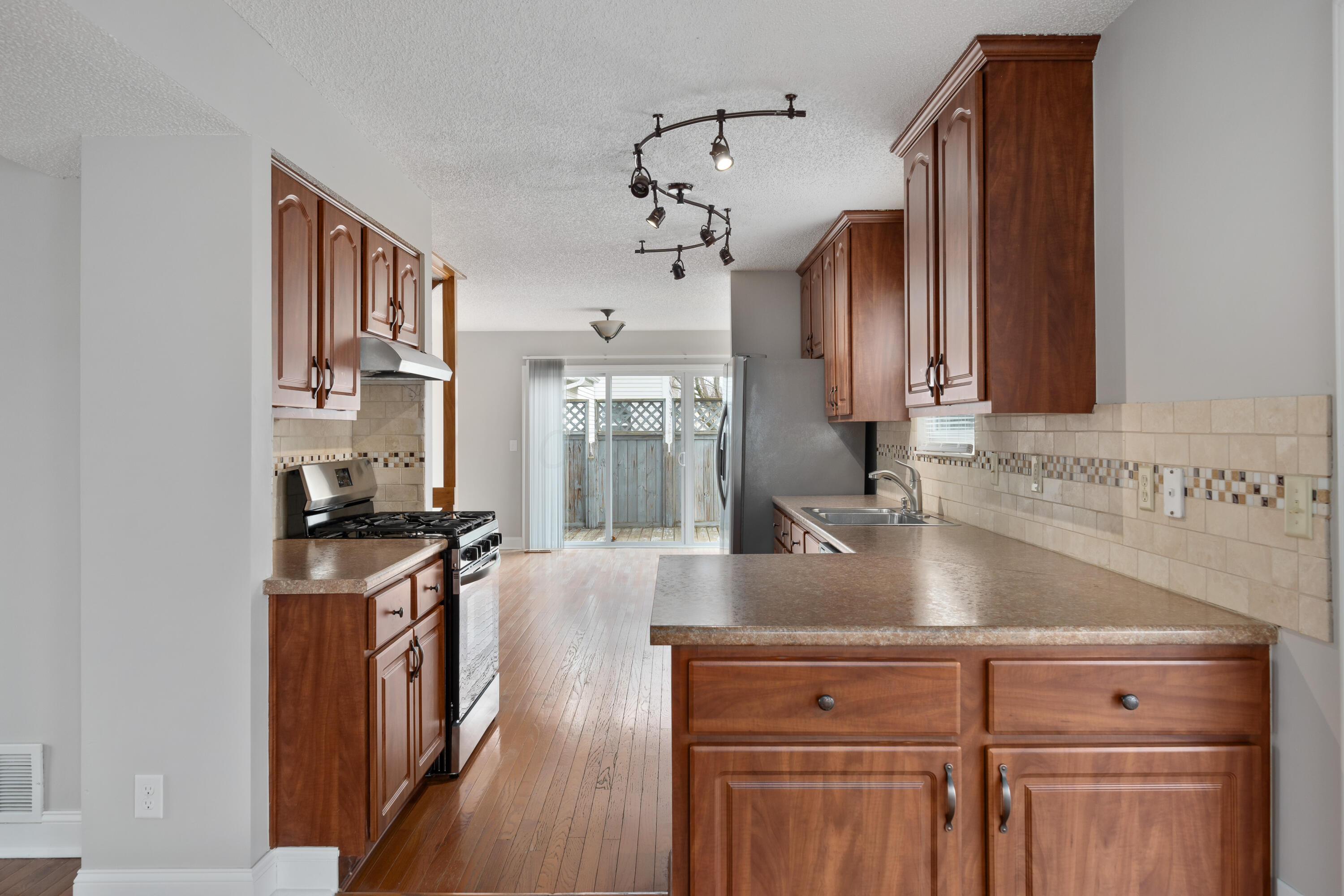 5135 Bonner Drive, Hilliard, Ohio image 16