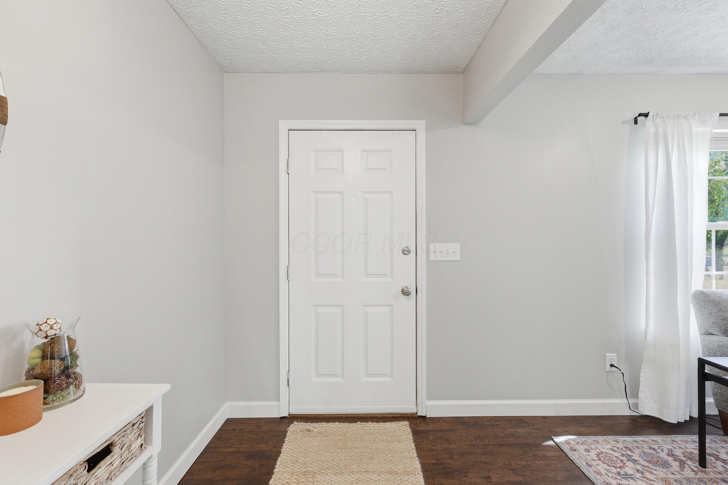 5529 Longworth Drive