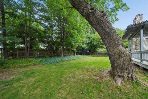 Tiny photo for 6981 Perry Drive, Worthington, OH 43085 (MLS # 226029408)