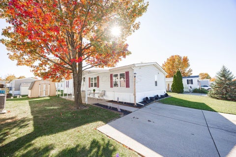 Photo of 21 Winter Pine Drive, Delaware, OH 43015 (MLS # 226035898)