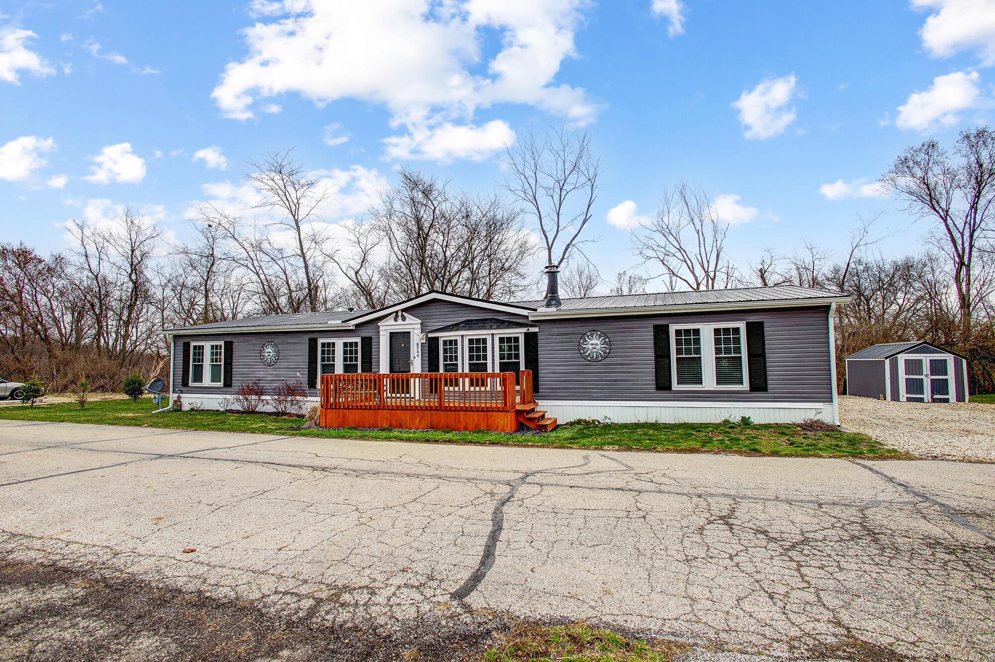8944 Iroquois Way Way, Orient, Ohio image 1