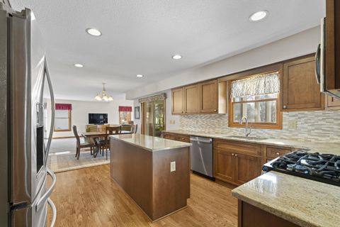 Tiny photo for 2890 Nantucket, Lewis Center, OH 43035 (MLS # 226002537)