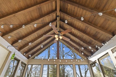 Tiny photo for 2890 Nantucket, Lewis Center, OH 43035 (MLS # 226002537)