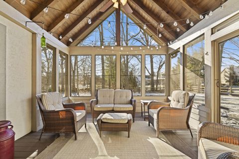 Tiny photo for 2890 Nantucket, Lewis Center, OH 43035 (MLS # 226002537)