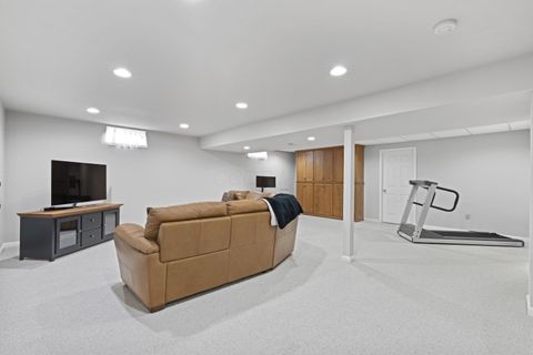 Tiny photo for 2890 Nantucket, Lewis Center, OH 43035 (MLS # 226002537)