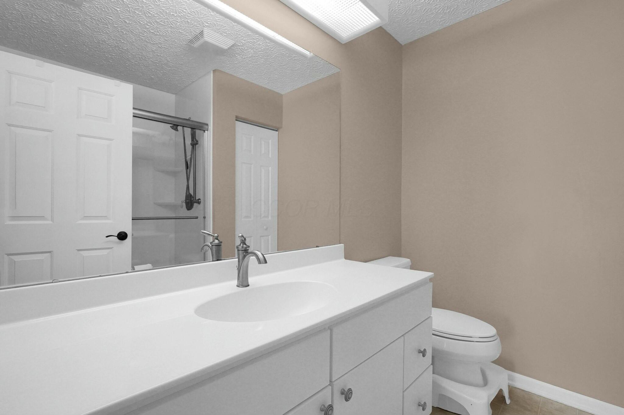 6014 Landings Pond Place #31, Grove City, Ohio image 22