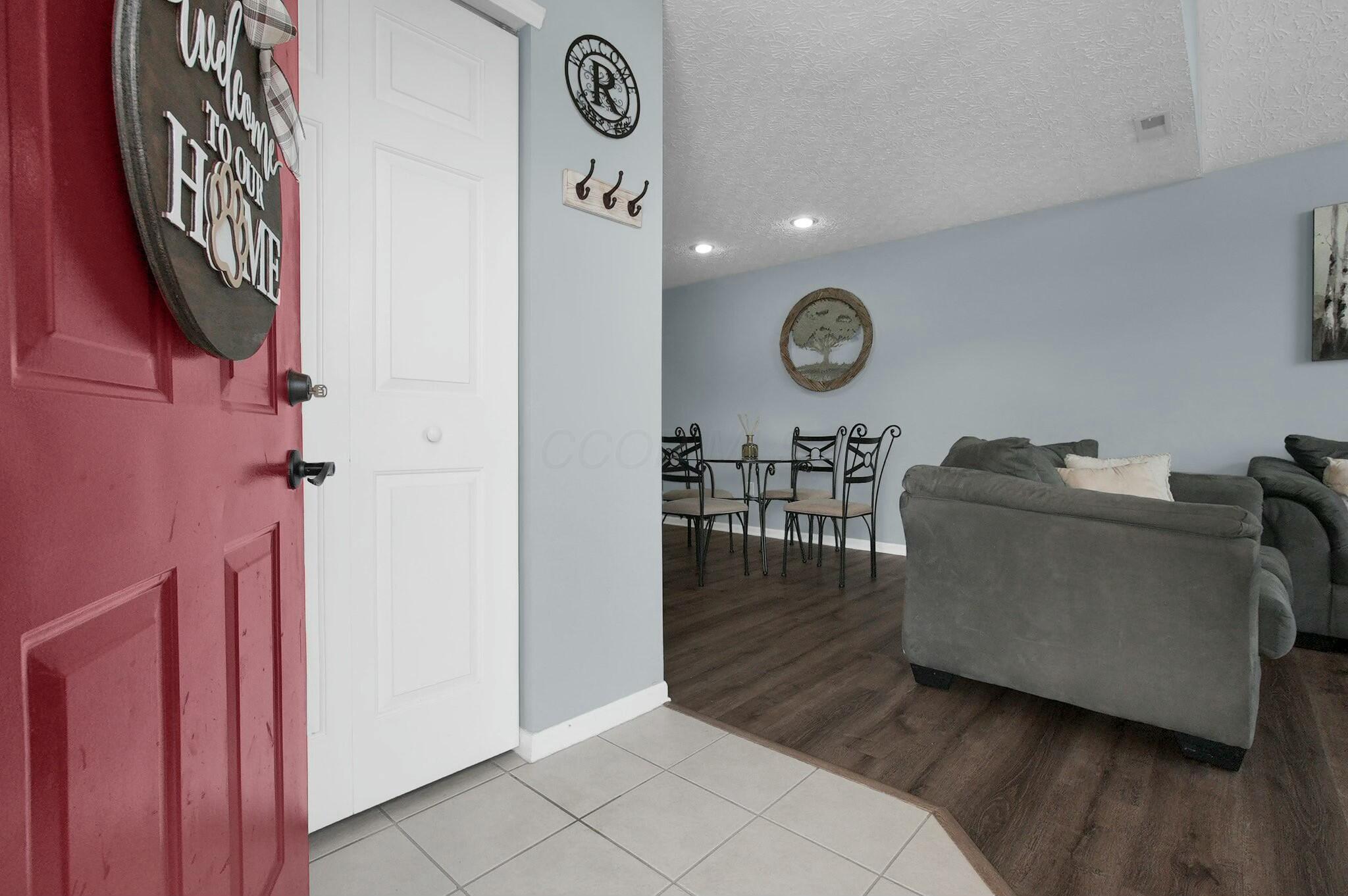 6014 Landings Pond Place #31, Grove City, Ohio image 9