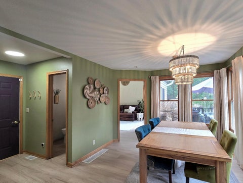 Tiny photo for 1 Banbury, Athens, OH 45701 (MLS # 226027009)