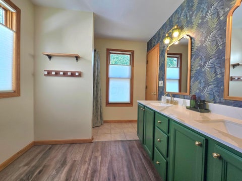 Tiny photo for 1 Banbury, Athens, OH 45701 (MLS # 226027009)