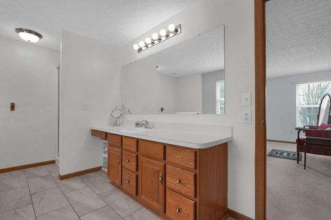 Tiny photo for 50 Buttercup Court SW, Pataskala, OH 43062 (MLS # 226004452)