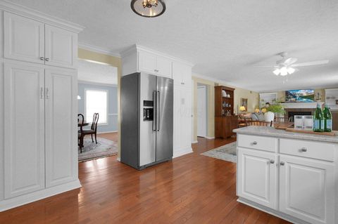 Tiny photo for 50 Buttercup Court SW, Pataskala, OH 43062 (MLS # 226004452)