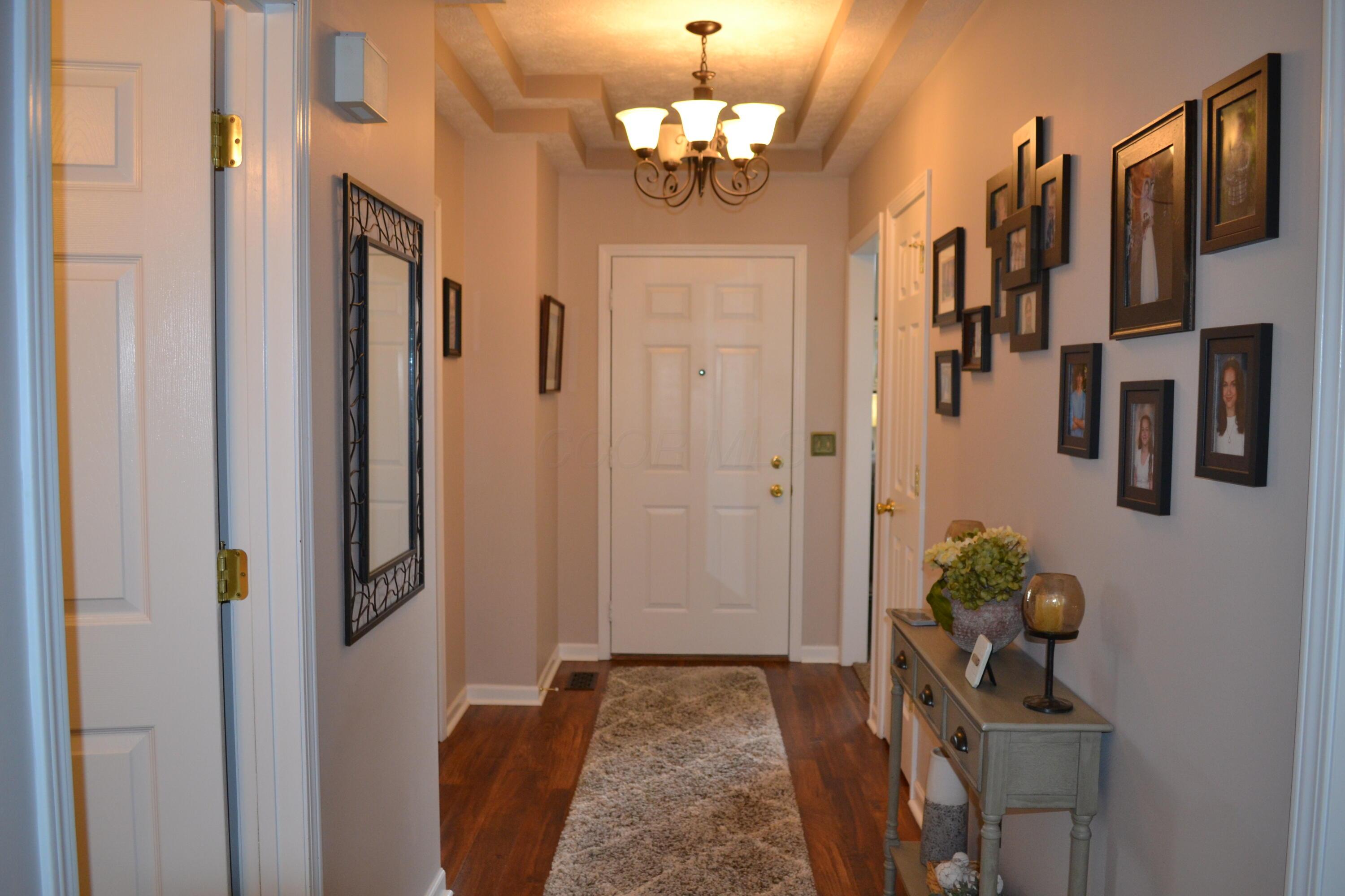 5617 Calais Drive, Springfield, Ohio image 5