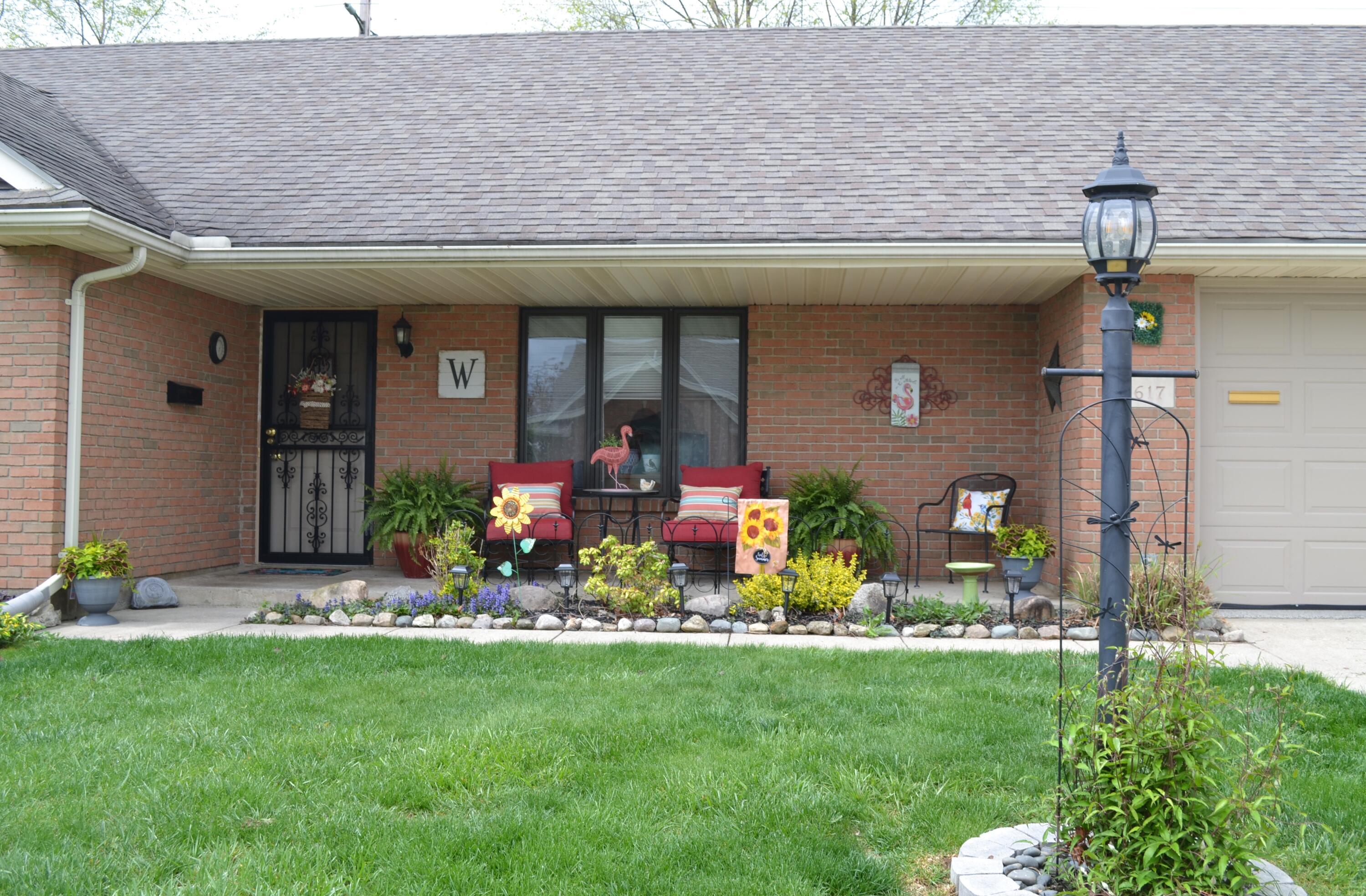 5617 Calais Drive, Springfield, Ohio image 2