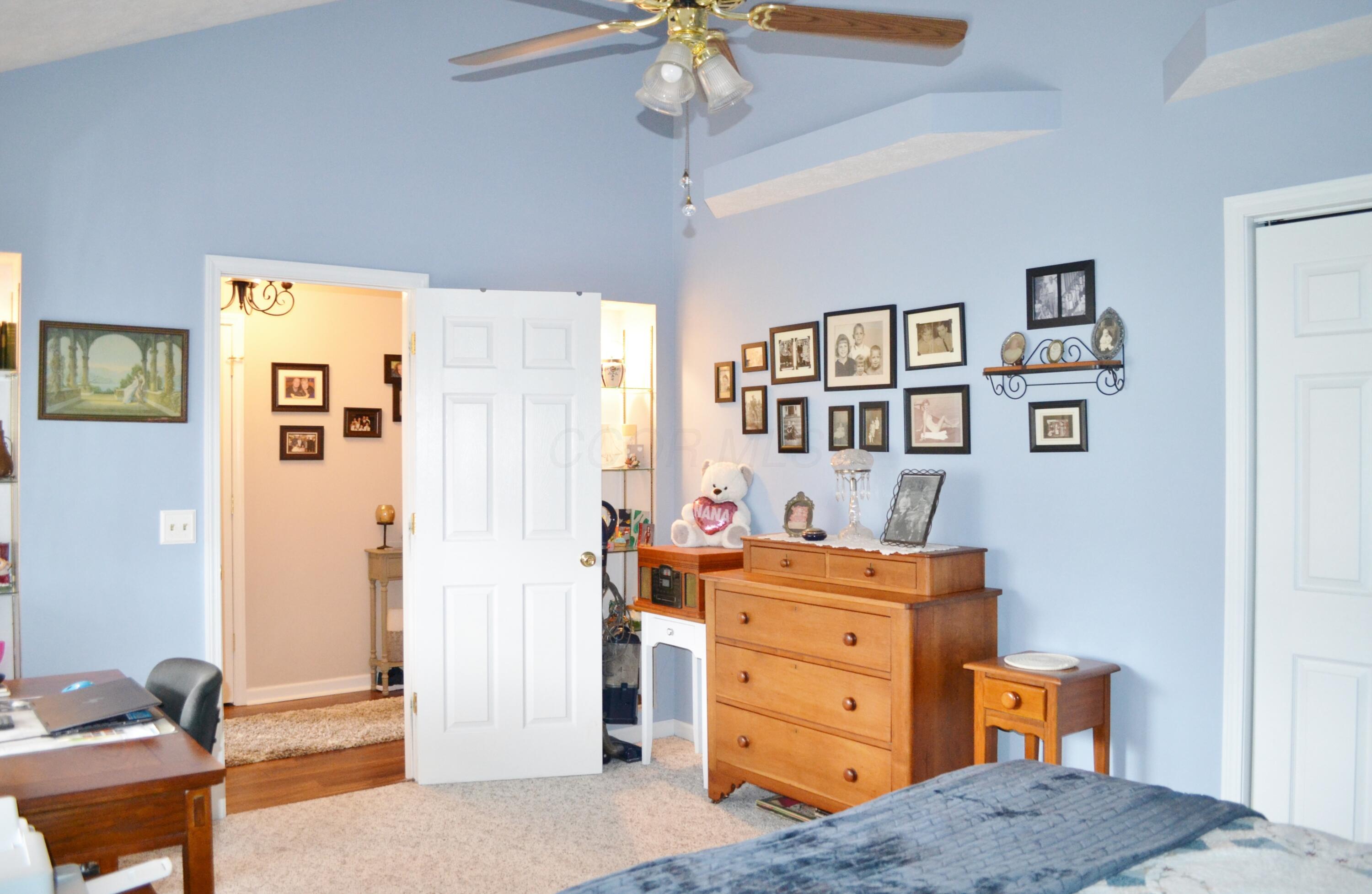 5617 Calais Drive, Springfield, Ohio image 39