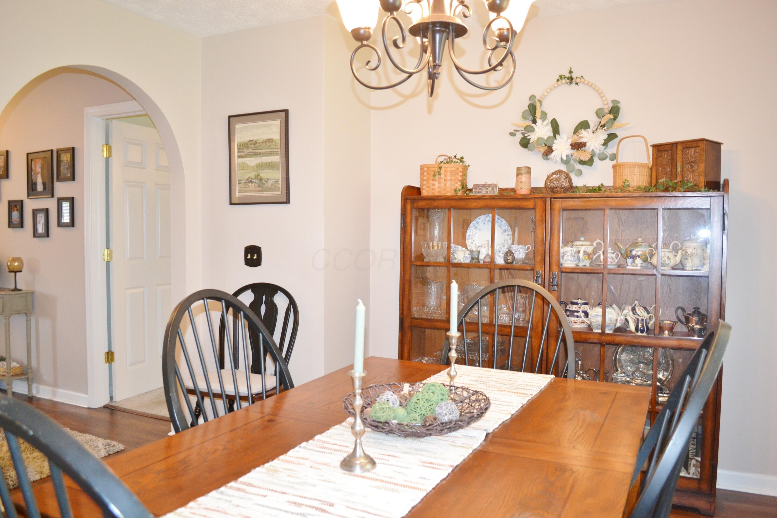 5617 Calais Drive, Springfield, Ohio image 20