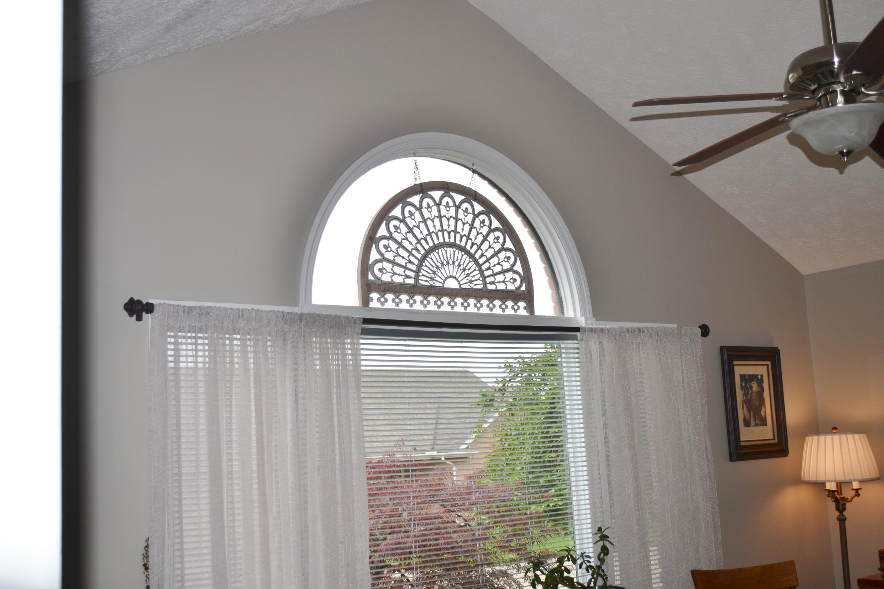 5617 Calais Drive, Springfield, Ohio image 10