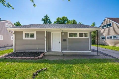 Photo of 2345 Century Drive, Columbus, OH 43211 (MLS # 226020213)