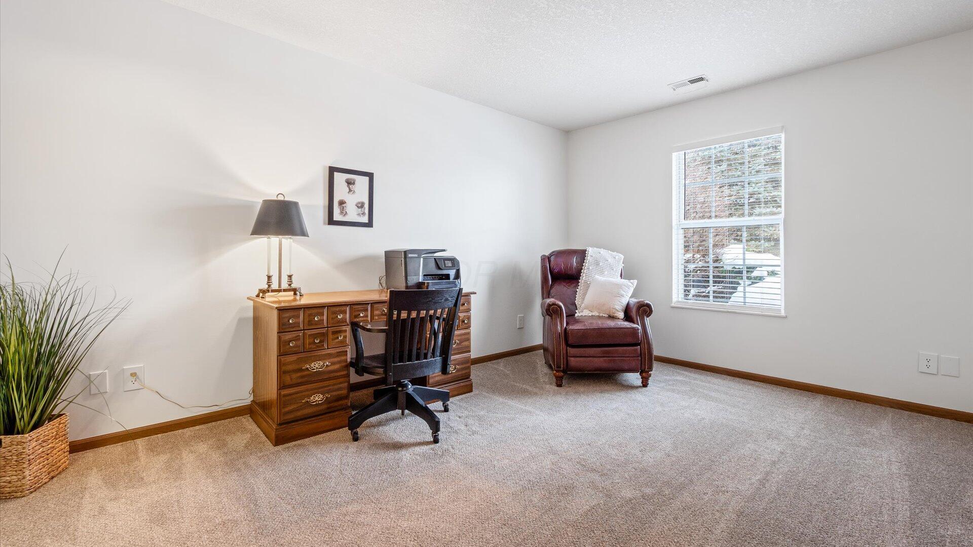 1377 Hillview Circle, Newark, Ohio image 16