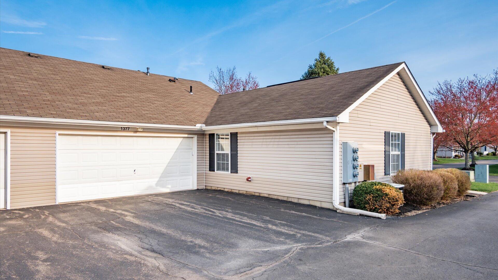 1377 Hillview Circle, Newark, Ohio image 19