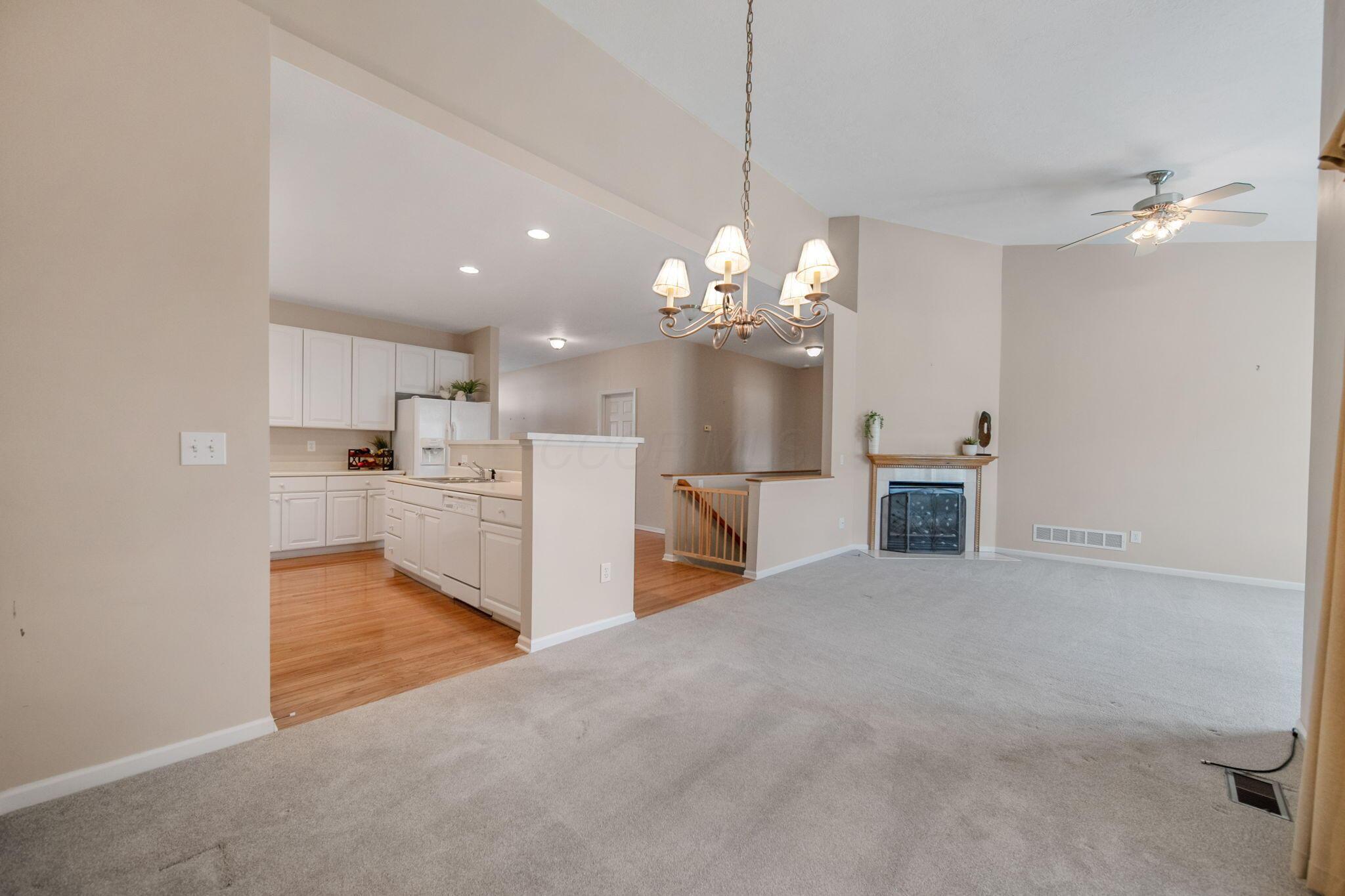 5931 Coventry Hurst Lane, Hilliard, Ohio image 14