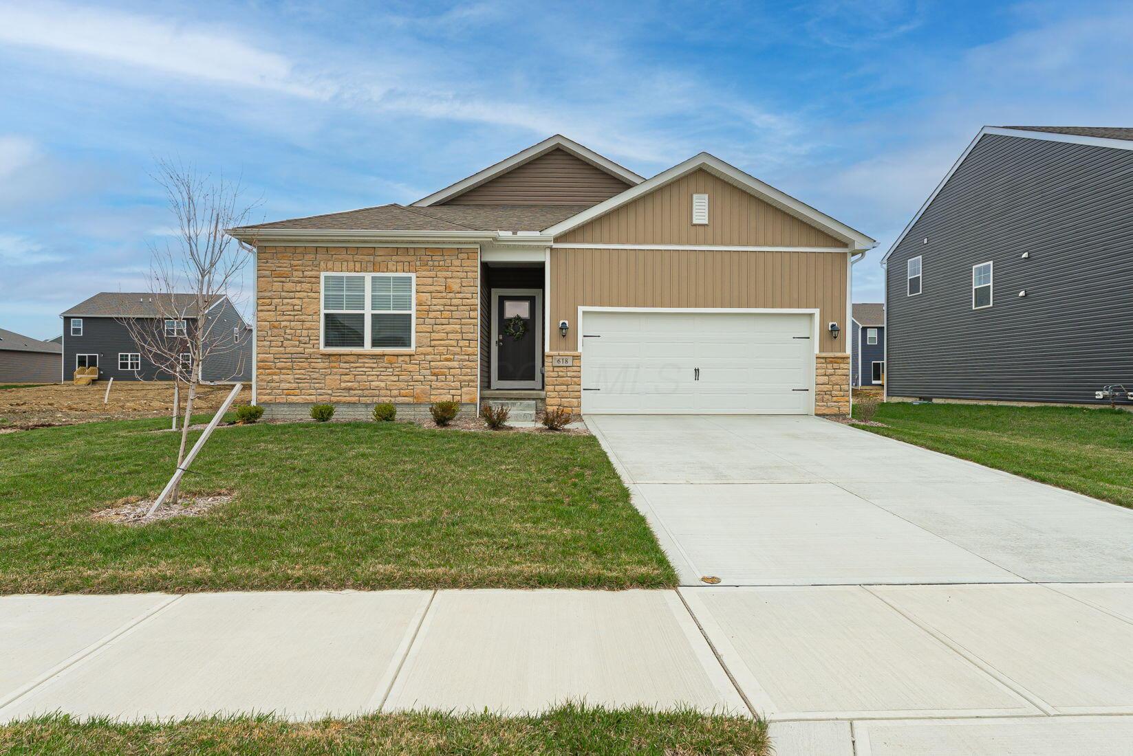 618 Florence Drive, Plain City, Ohio image 1