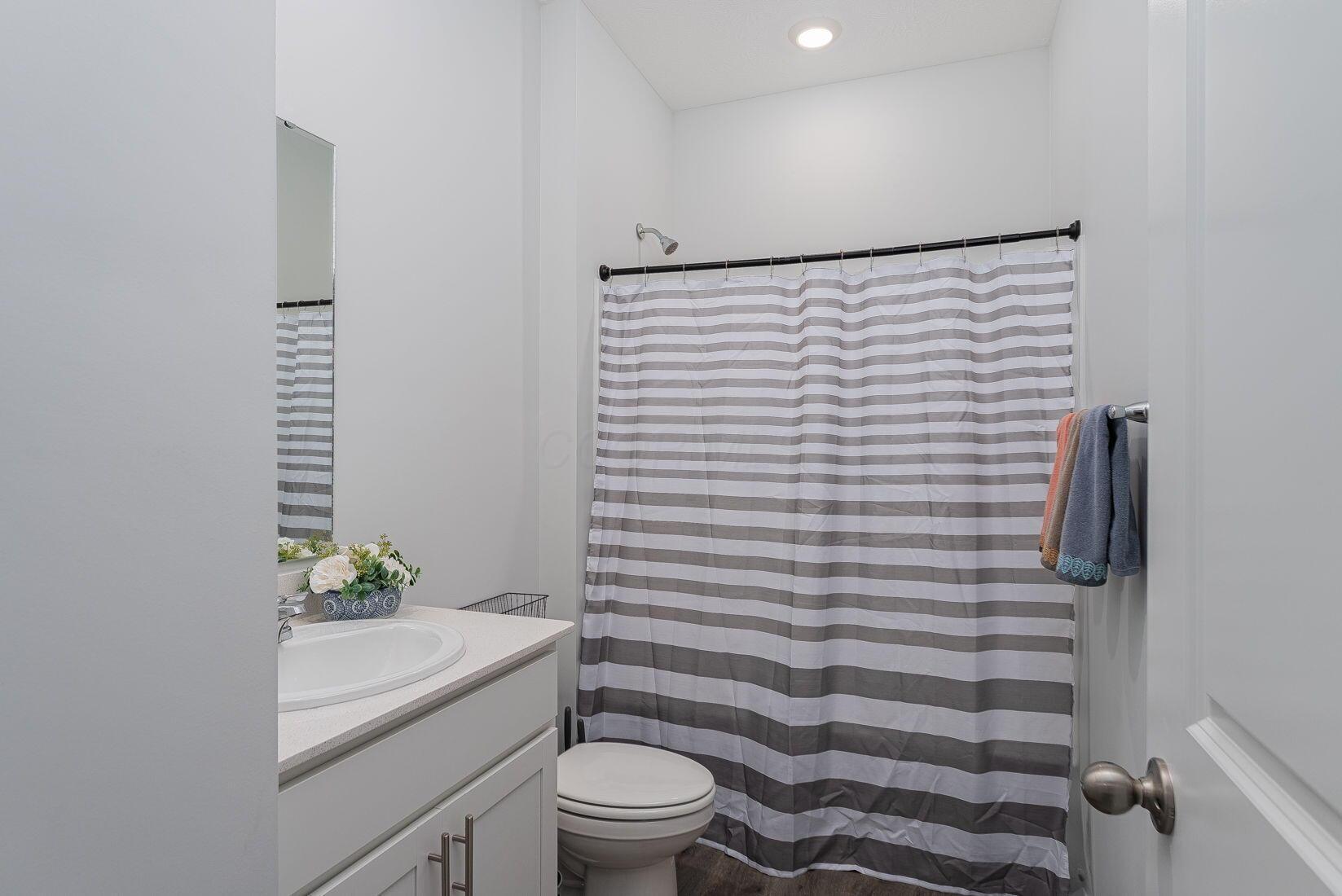 618 Florence Drive, Plain City, Ohio image 22