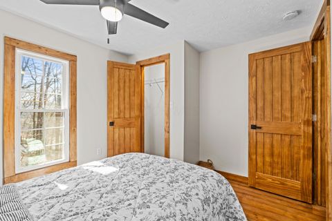 Tiny photo for 4 Hide-A-Way Hills Lane, Sugar Grove, OH 43155 (MLS # 226005540)