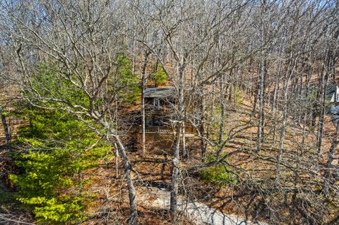 Tiny photo for 4 Hide-A-Way Hills Lane, Sugar Grove, OH 43155 (MLS # 226005540)