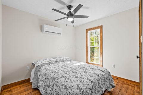 Tiny photo for 4 Hide-A-Way Hills Lane, Sugar Grove, OH 43155 (MLS # 226005540)