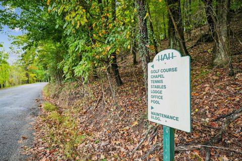 Tiny photo for 4 Hide-A-Way Hills Lane, Sugar Grove, OH 43155 (MLS # 226005540)