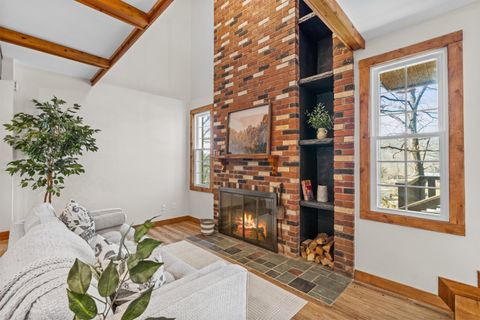 Tiny photo for 4 Hide-A-Way Hills Lane, Sugar Grove, OH 43155 (MLS # 226005540)