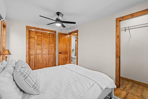 Tiny photo for 4 Hide-A-Way Hills Lane, Sugar Grove, OH 43155 (MLS # 226005540)