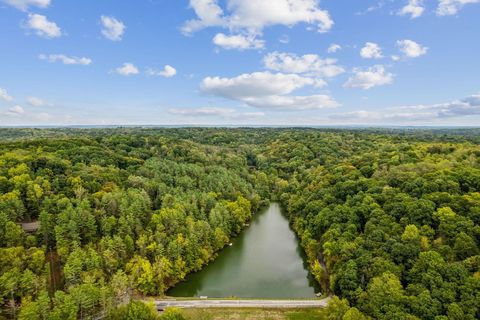 Tiny photo for 4 Hide-A-Way Hills Lane, Sugar Grove, OH 43155 (MLS # 226005540)