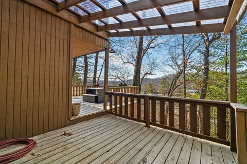 Tiny photo for 4 Hide-A-Way Hills Lane, Sugar Grove, OH 43155 (MLS # 226005540)