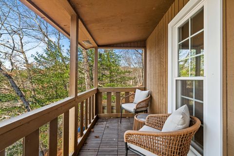 Tiny photo for 4 Hide-A-Way Hills Lane, Sugar Grove, OH 43155 (MLS # 226005540)