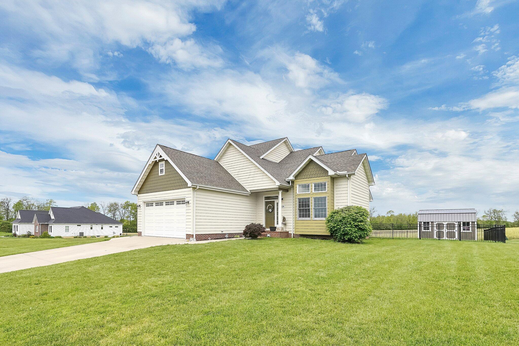 1574 Brooke Park Drive, Circleville, Ohio image 2