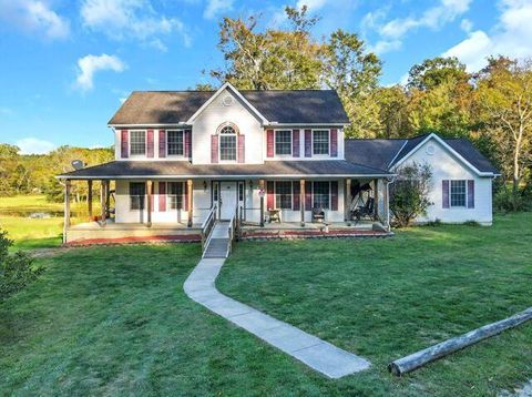 Homes For Sale - 5440 Borah Hill Road<br/> Lancaster, OH 43130