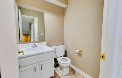 Tiny photo for 2721 Woodland Trail Drive, Columbus, OH 43231 (MLS # 225045395)